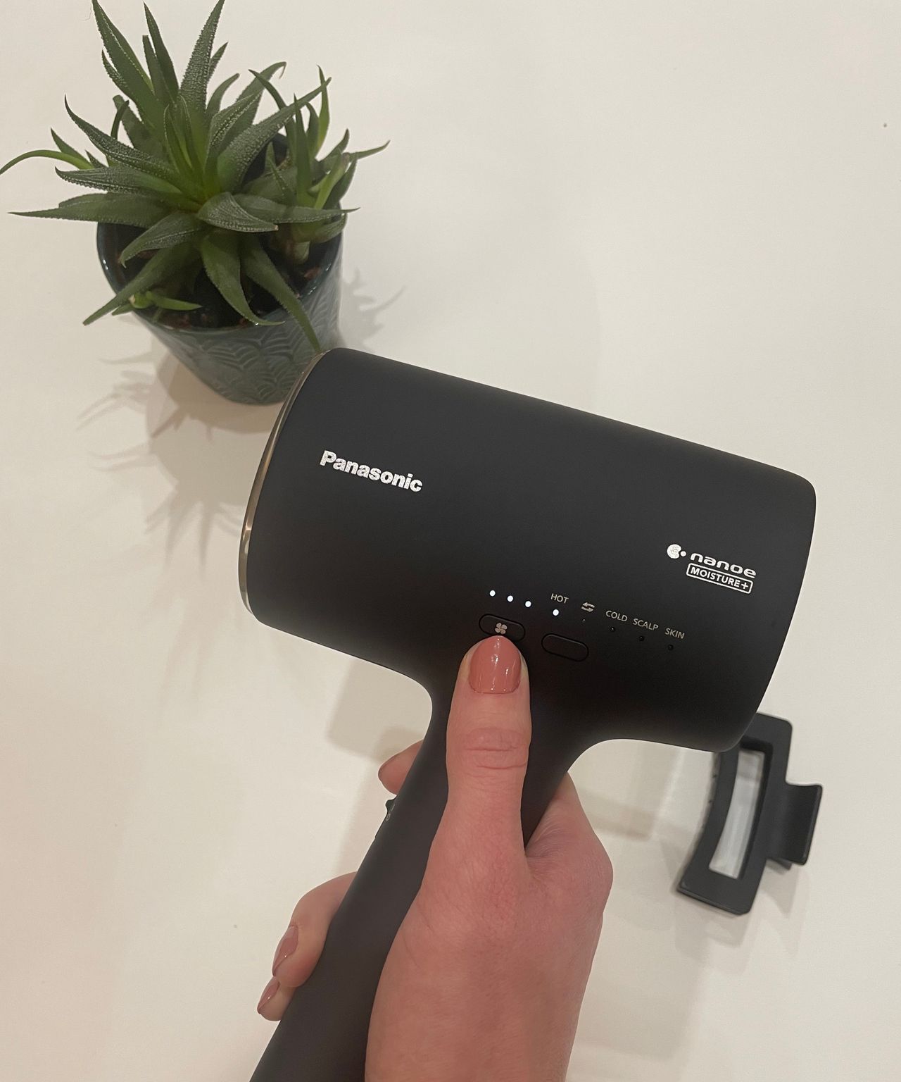 Panasonic EH-NA0J-N825 poziomy prędkości