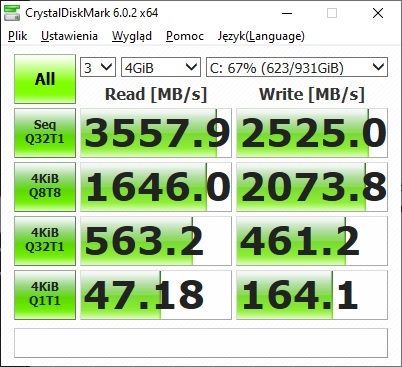 Hyperbook SL704 - CristalDiskMark 67%