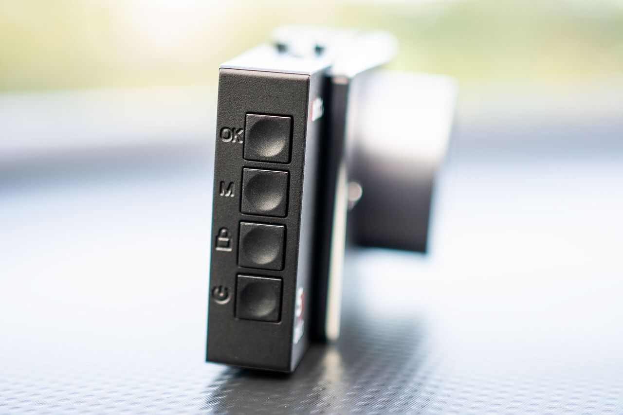 Xblitz S9 Duo -prawy bok