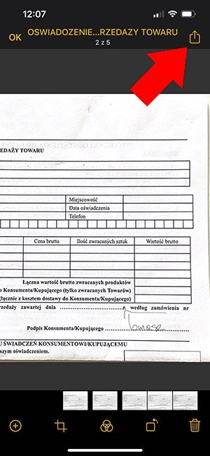 dotknij przycisku udostępniania