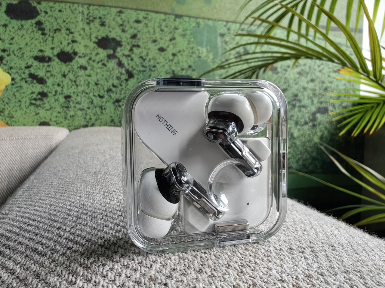 Nothing Ear: zamknięte etui