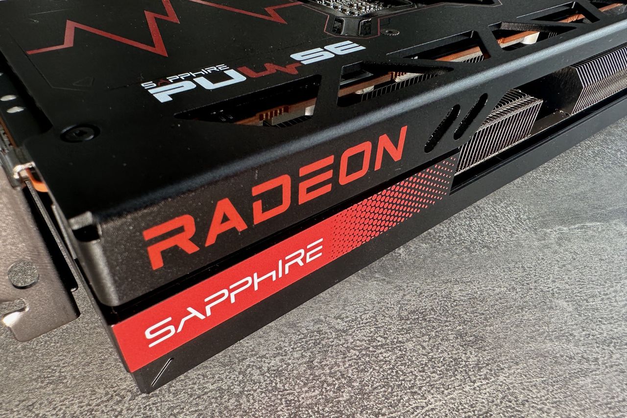 Sapphire Radeon RX 7700 XT Pulse - logo