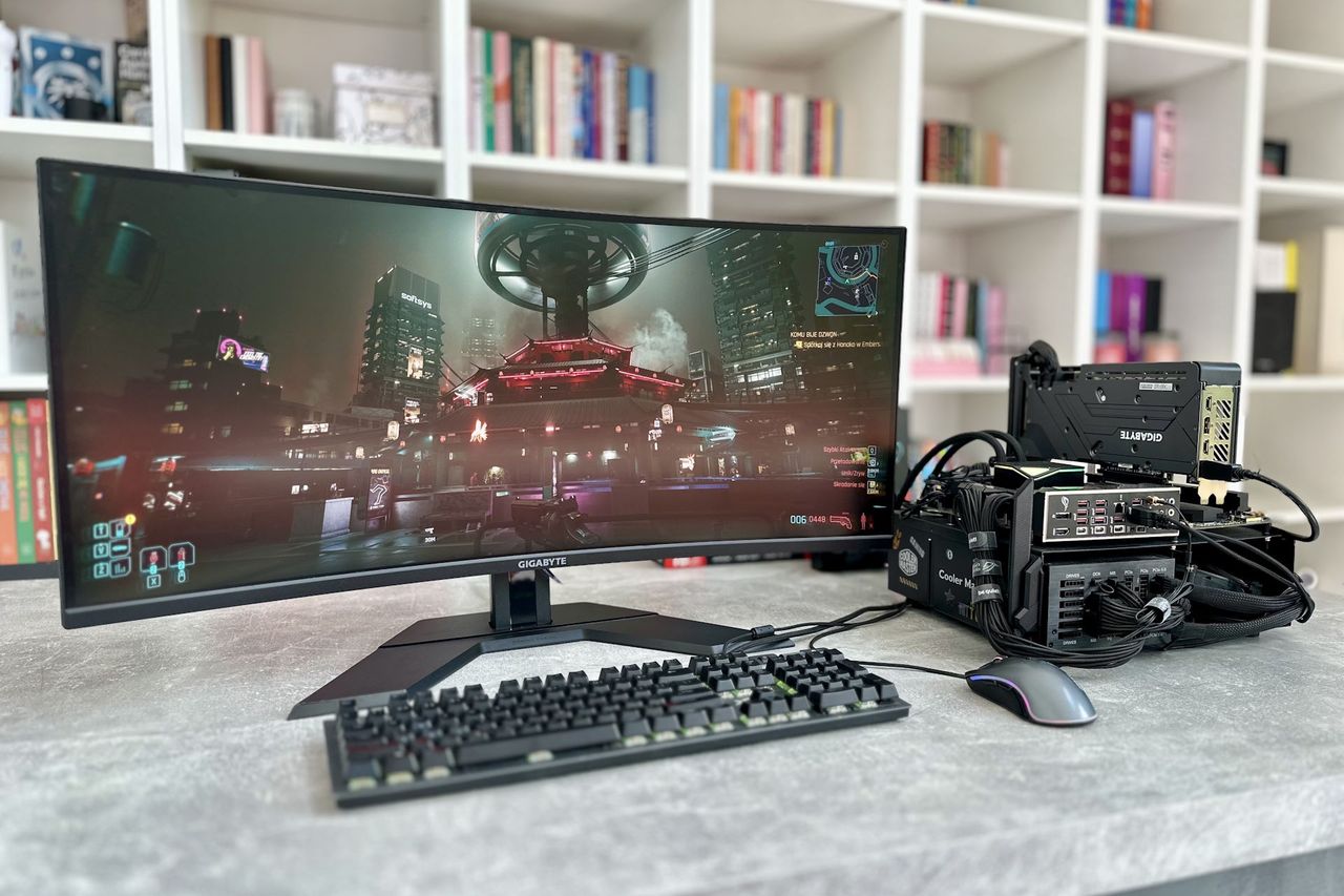 Gigabyte Radeon RX 7900 GRE Gaming OC - granie w Cyberpunk 2077 na GS34WQC