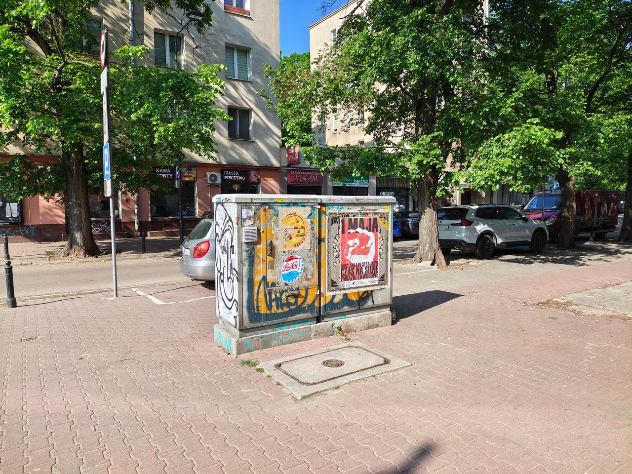 Motorola razr fold - główny aparat, zdjęcia za dnia