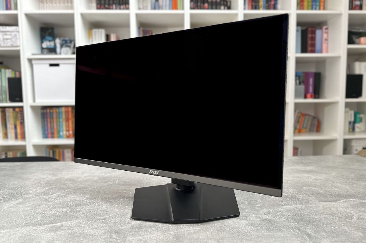 MSI MPG 271QRX QD-OLED - obroty w lewo
