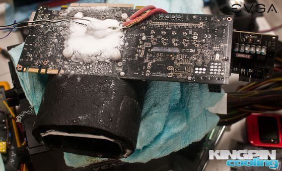 EVGA GeForce GTX 680 karta graficzna laminat szron overclocking