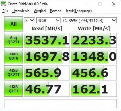 Hyperbook SL704 - CrystalDiskMark 85%