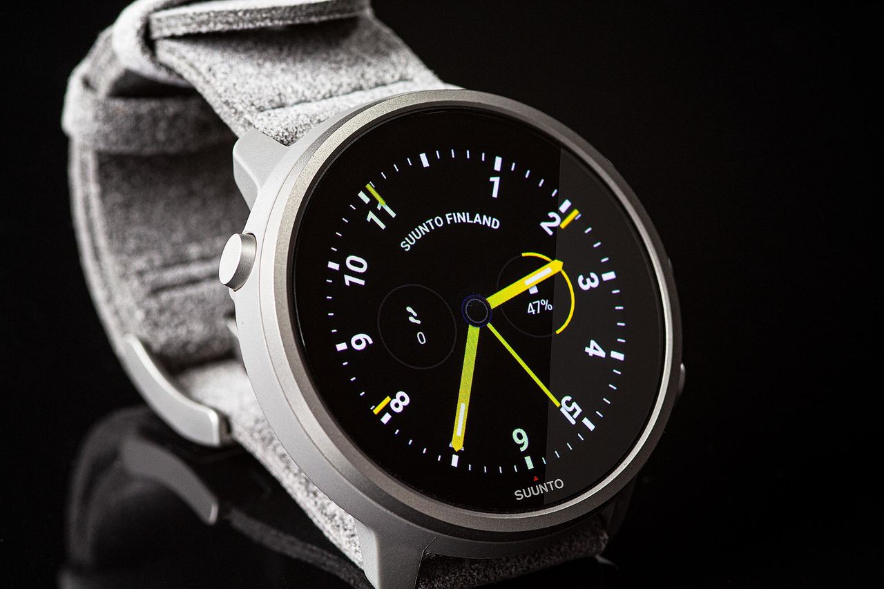 Suunto 7 Titanium - przyciski