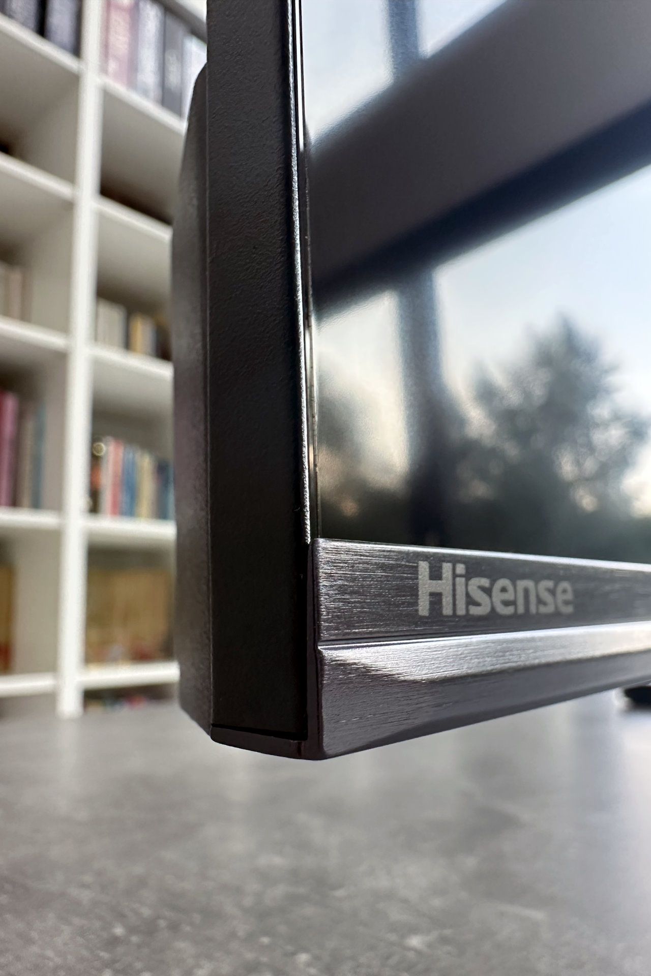 Hisense ULED 65U78Q - narożnik