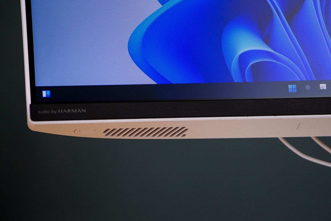Lenovo IdeaCentre AIO 3-27 - głośniki