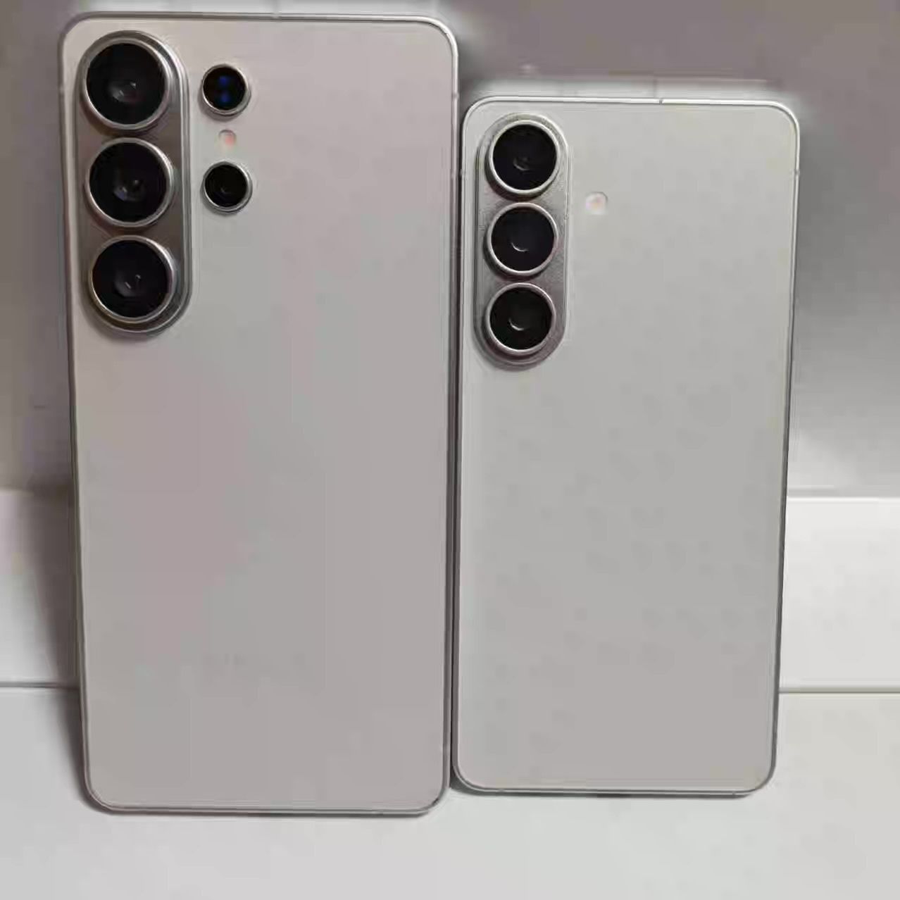 Samsung Galaxy S26 Ultra - wygląd z tyłu