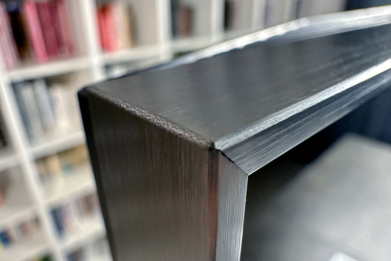 TCL 65C8K - ramka góra