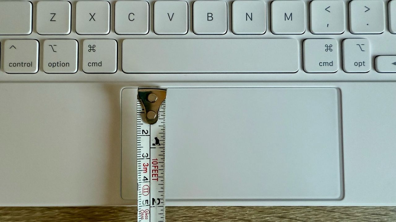 Magic Keyboard iPad Air m3 gładzik wielkość