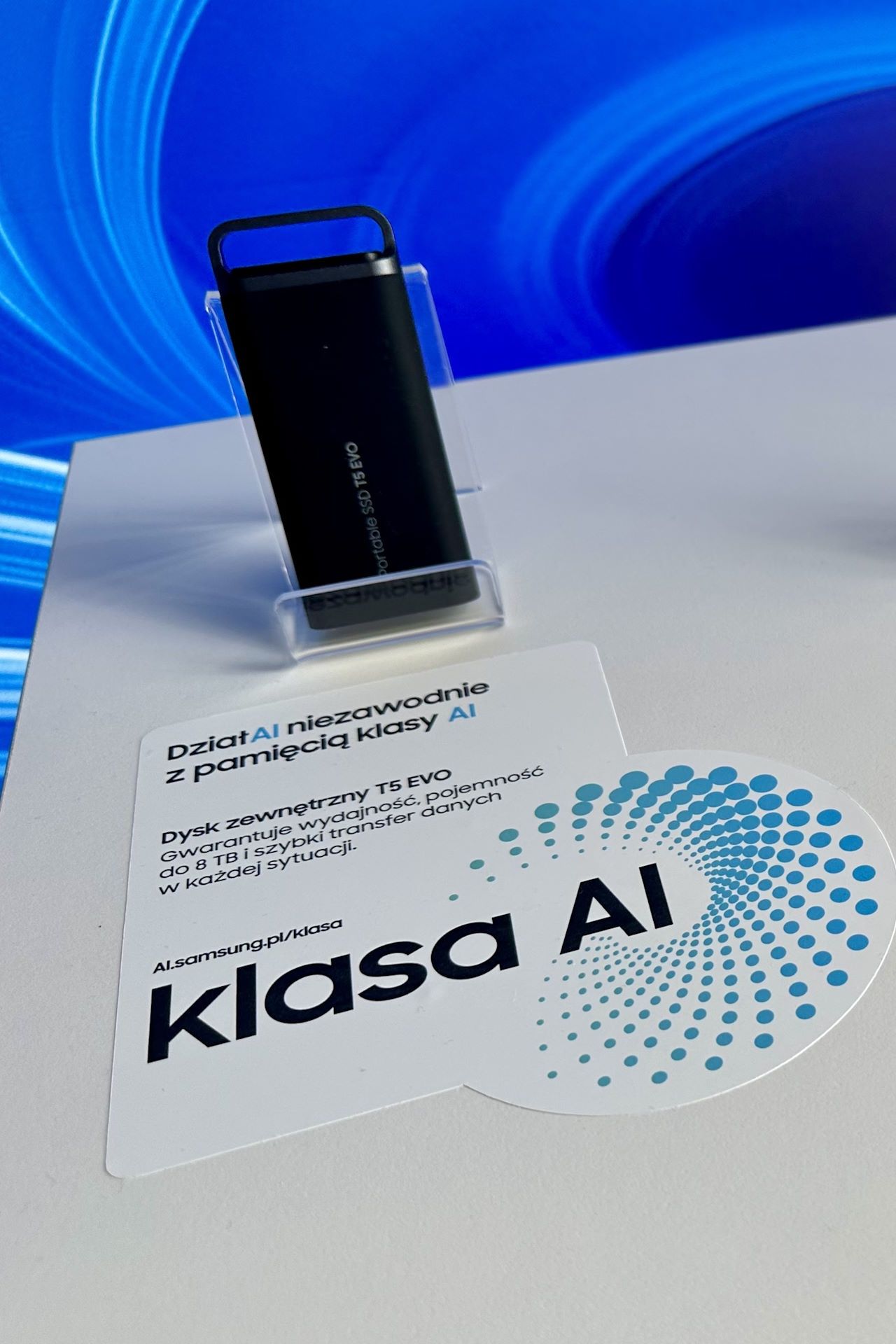 Samsung Klasa AI - dyski USB