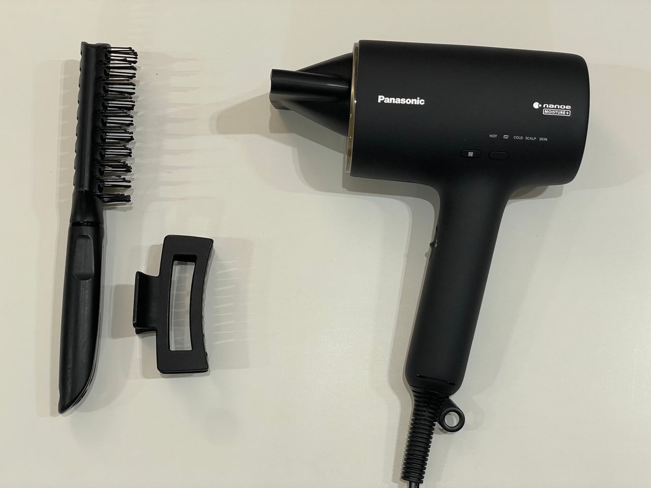 Panasonic EH-NA0J-N825 z koncentratorem