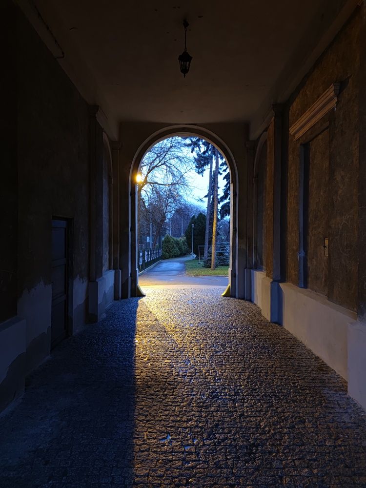 Xiaomi Mi 10T - przykład noc bez HDR