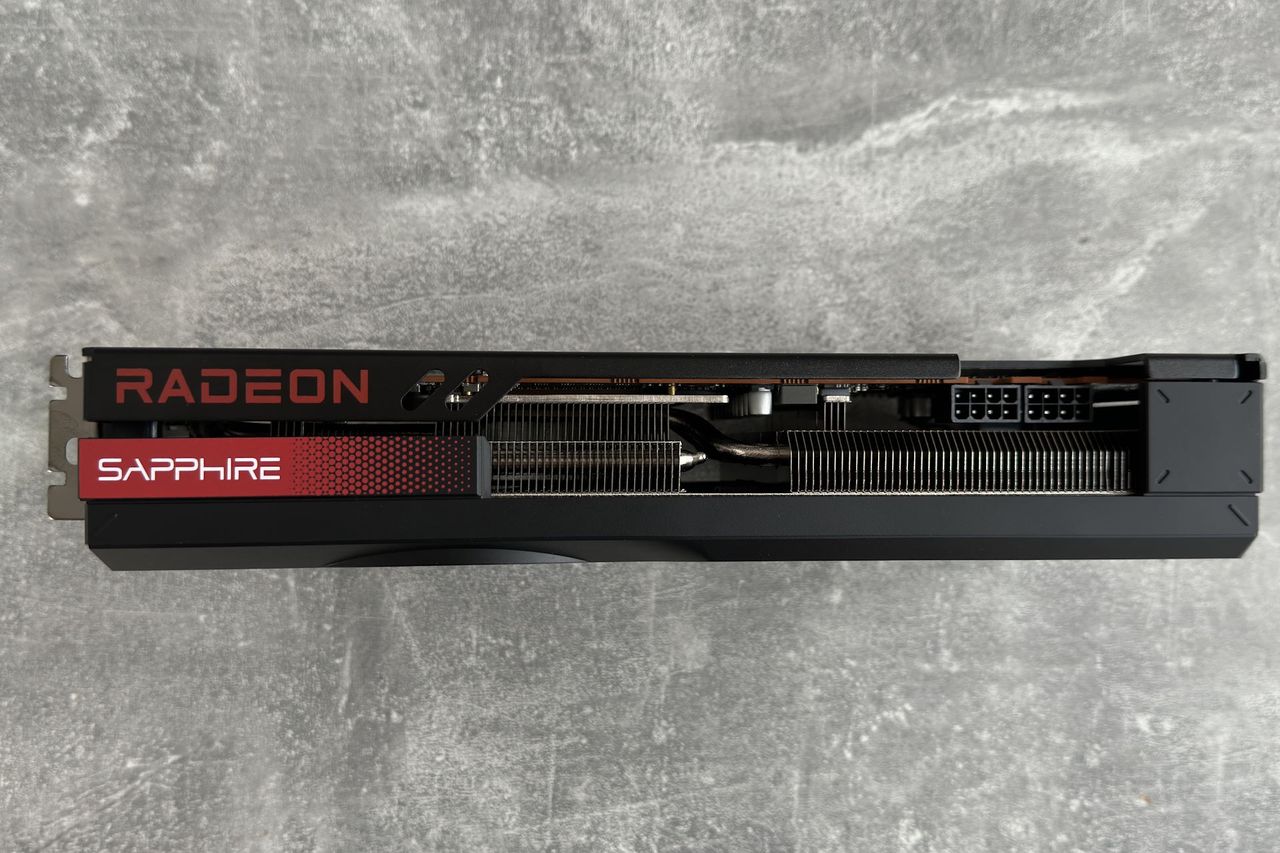Sapphire Radeon RX 7700 XT Pulse - szczyt