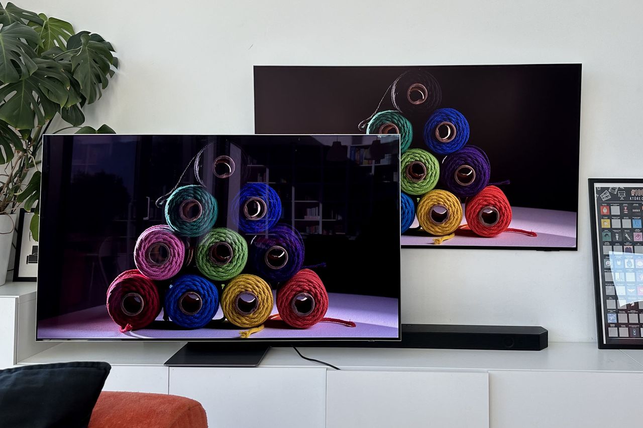 Samsung OLED S95D - porównanie z S95B z błyszczącą powłoką nr 4
