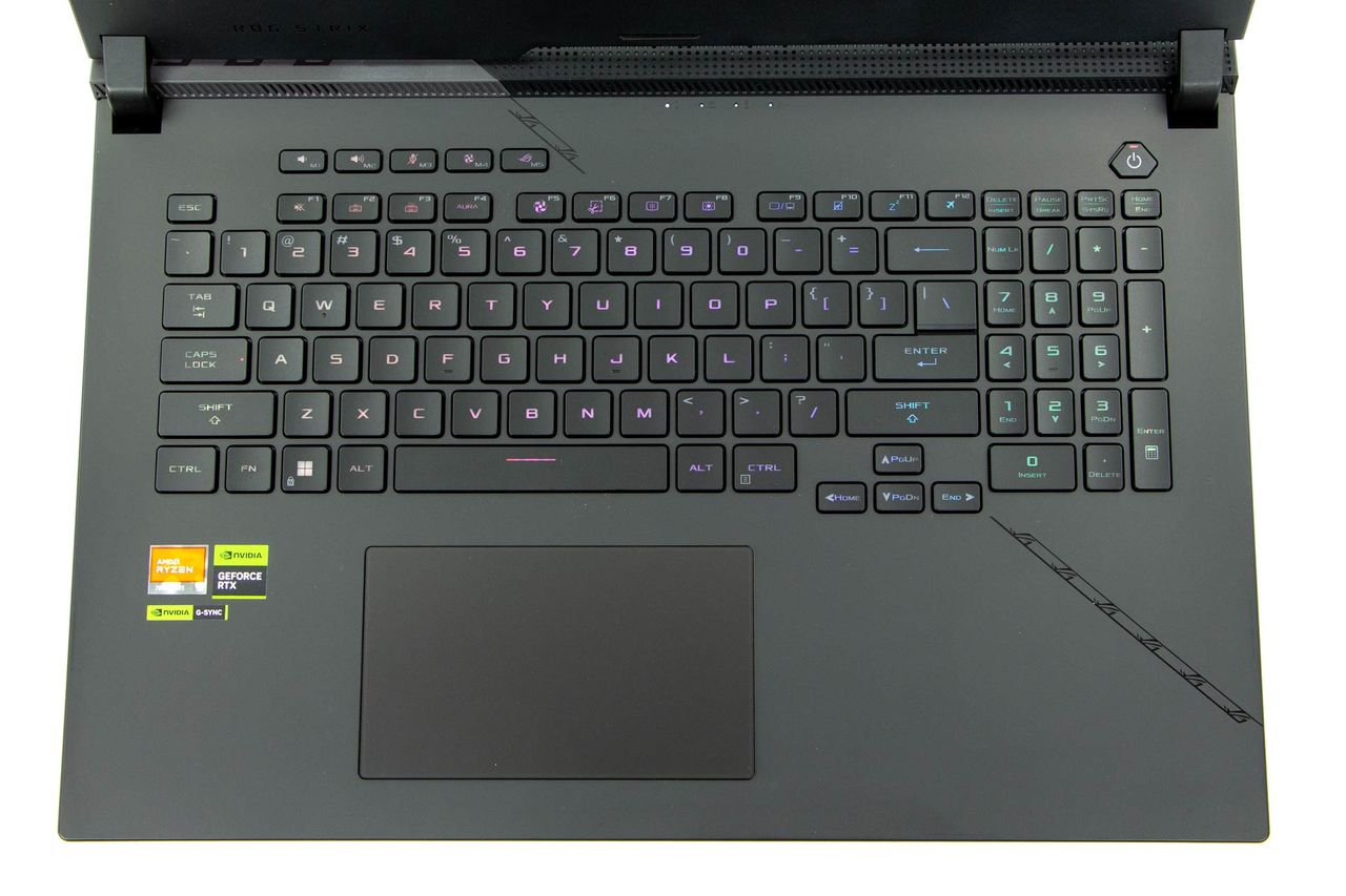 ASUS ROG Strix SCAR 17 G733P - klawiatura