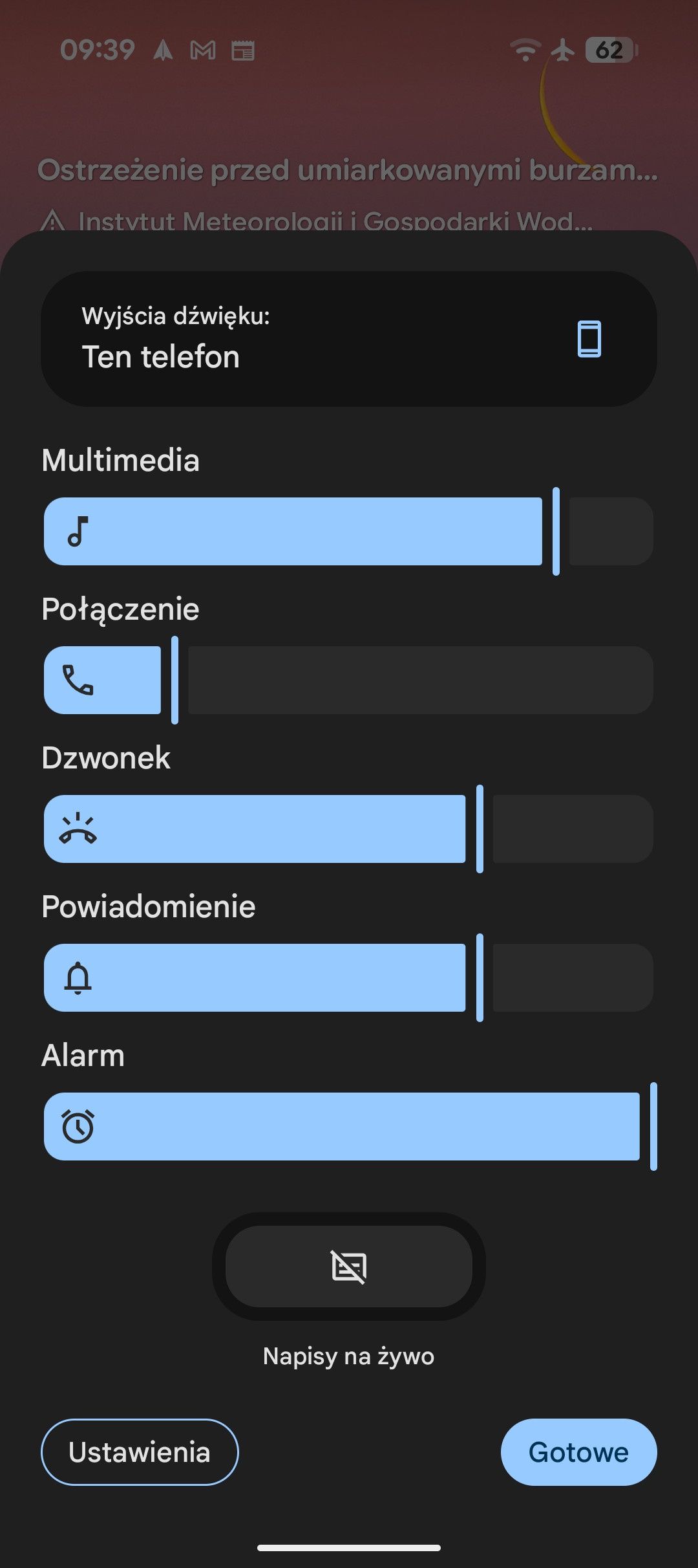 Android 16 (po lewej) i Android 15 (po prawej)