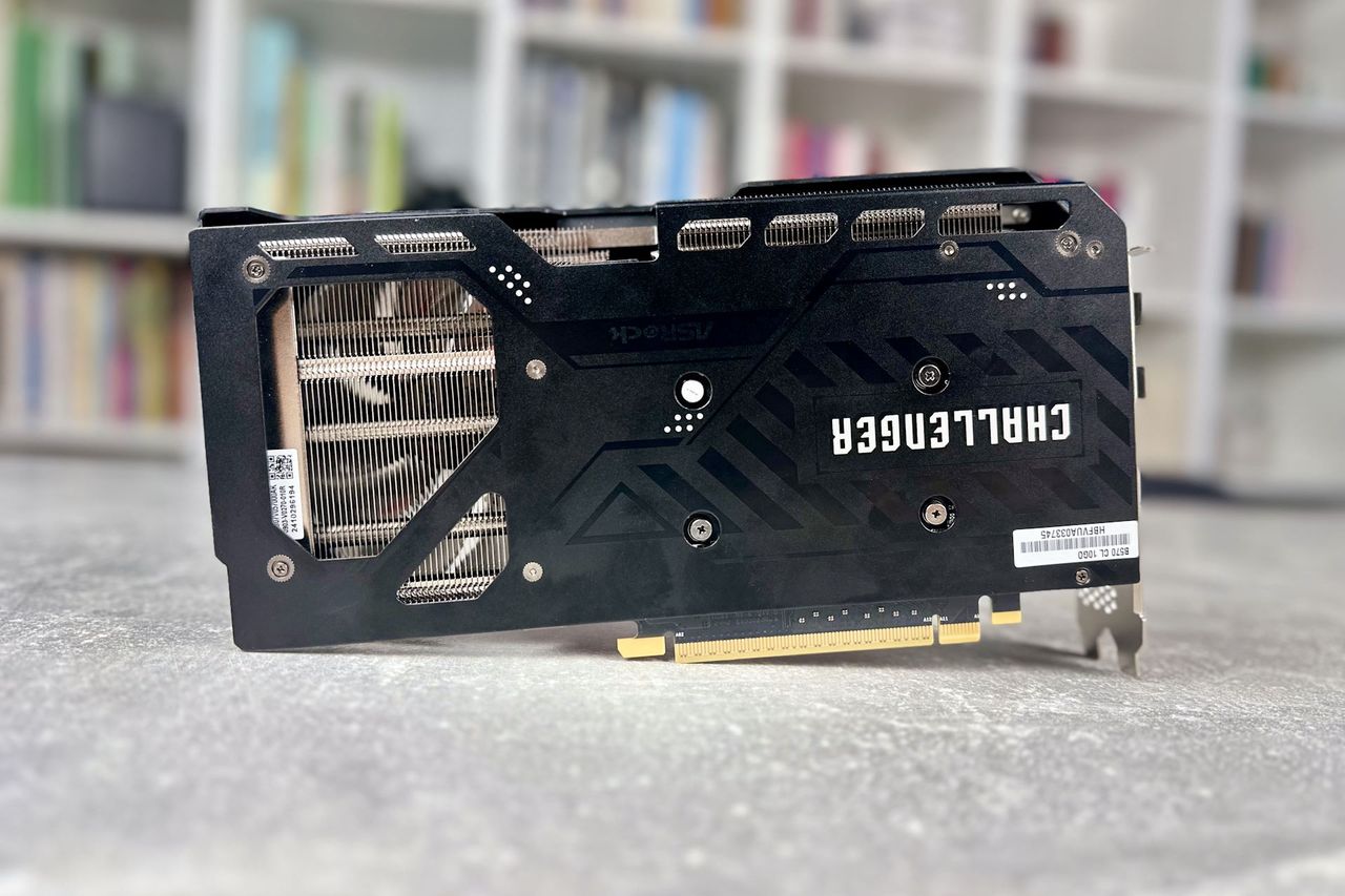 AsRock Arc B570 Challenger 10GB OC - tył