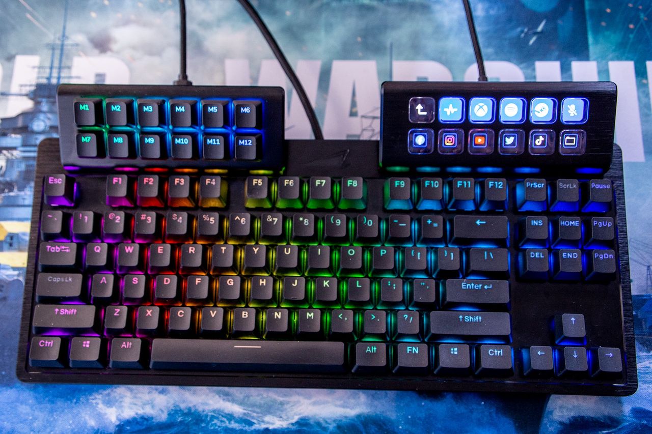 Mountain DisplayPad i MacroPad na Everest Max