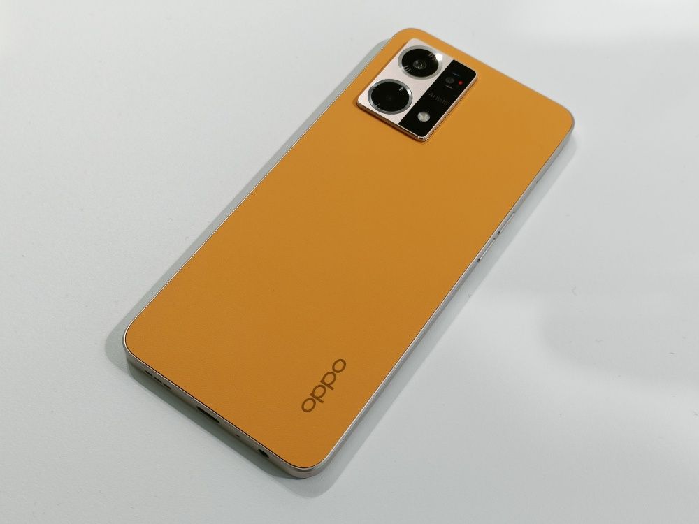 OPPO Reno7
