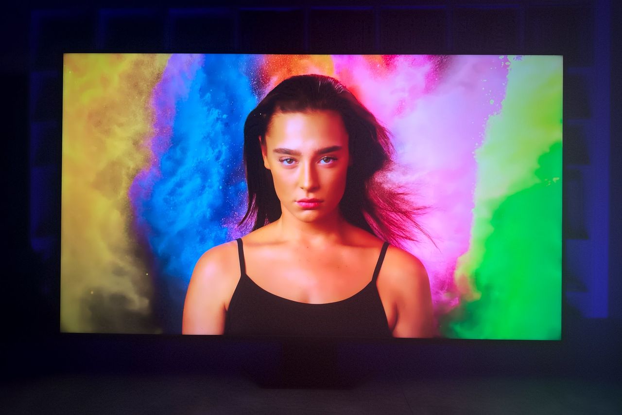 Hisense MiniLED U8Q - kąty widzenia - na wprost