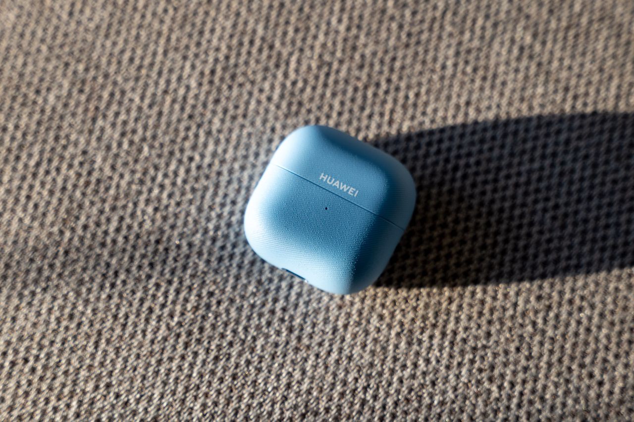 Huawei FreeClip 2 - etui zamknięte