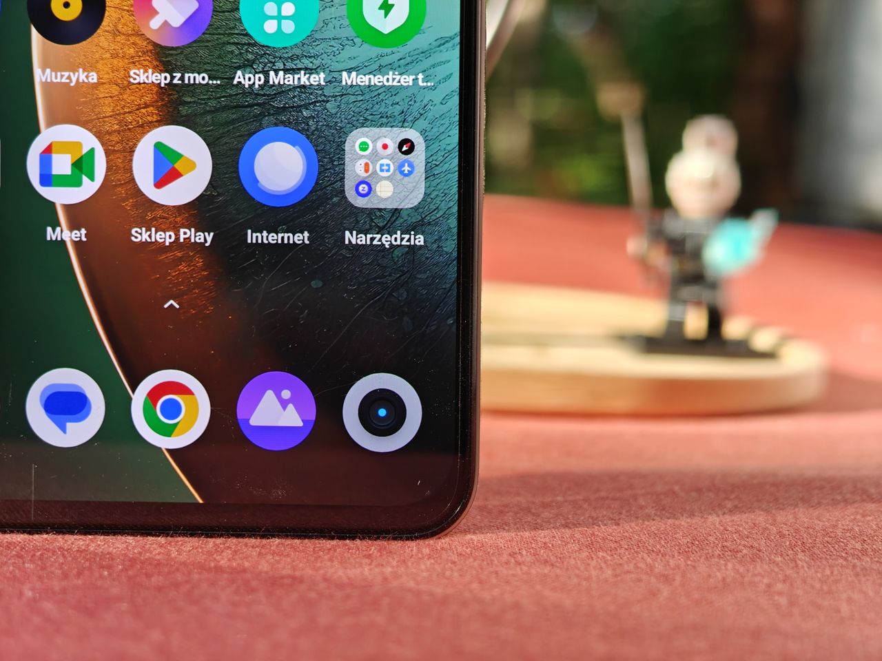 realme 12+ 5G - ekran ma wysoką rozdzielczość