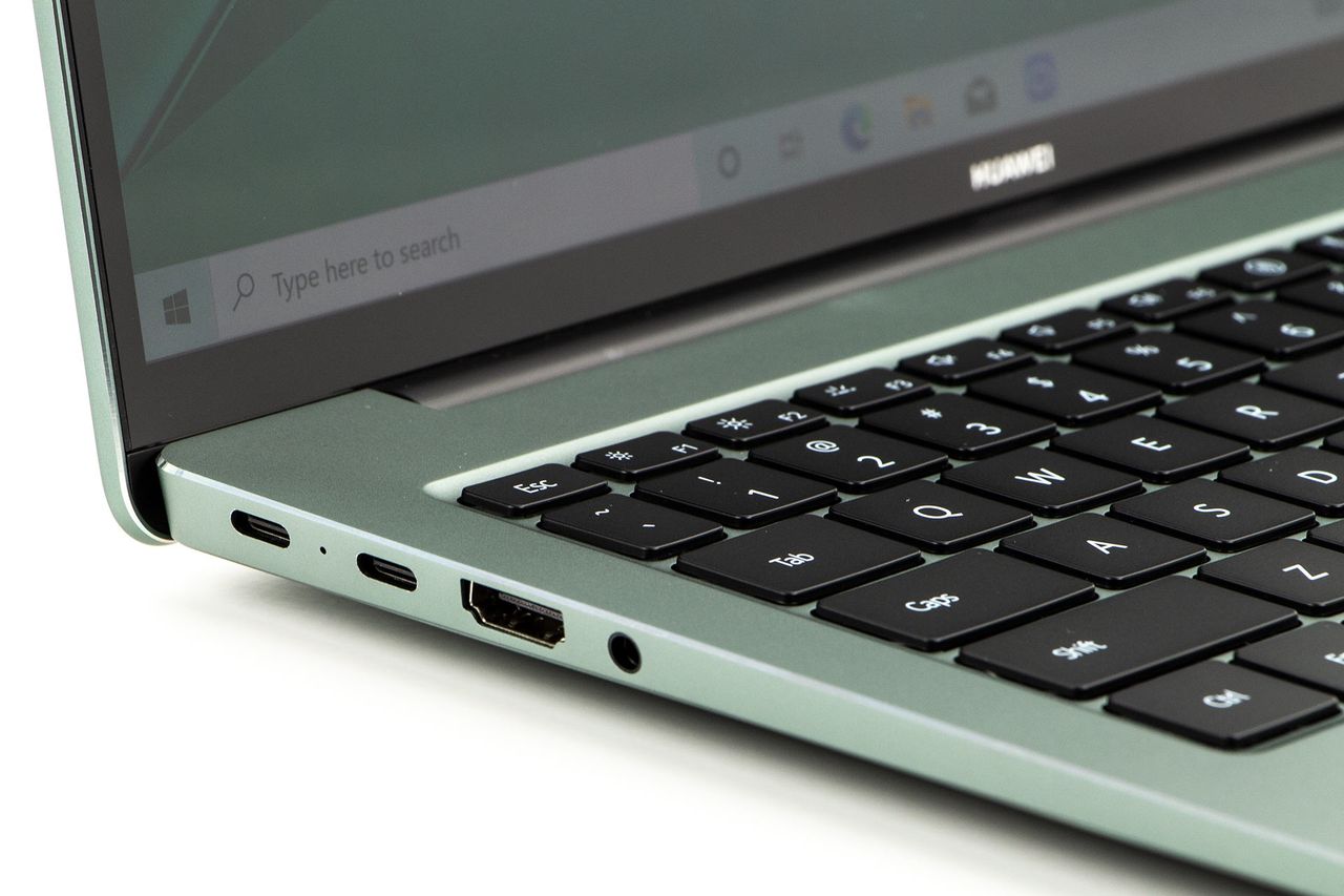 Huawei MateBook 14s - porty po lewej