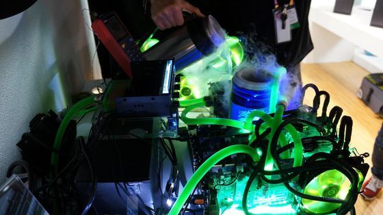 HKEPC Computex 2012 podkręcanie 3DMark Vantage rekord chłodzenie cieczą zdjęcie