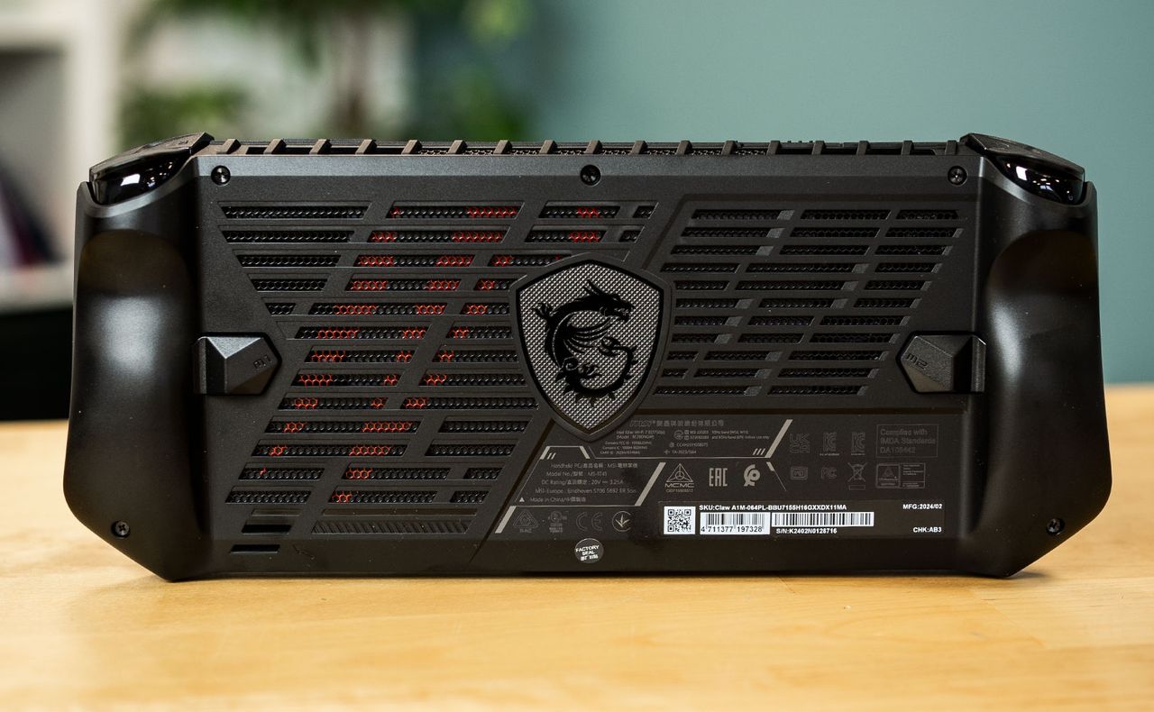 MSI Claw - tył konsoli