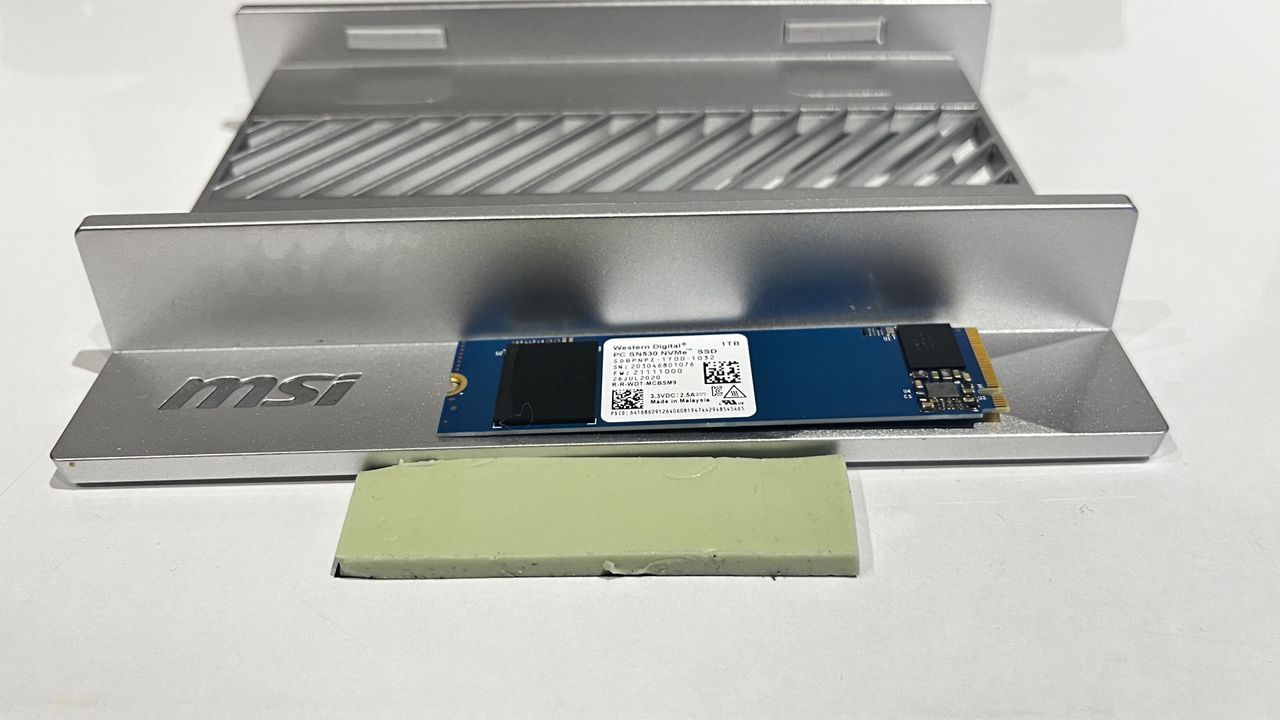 MSI Creator P50 - dysk SSD