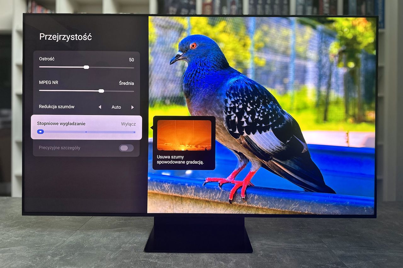 TCL 65C7K Premium QD-Mini LED - menu przejrzystości