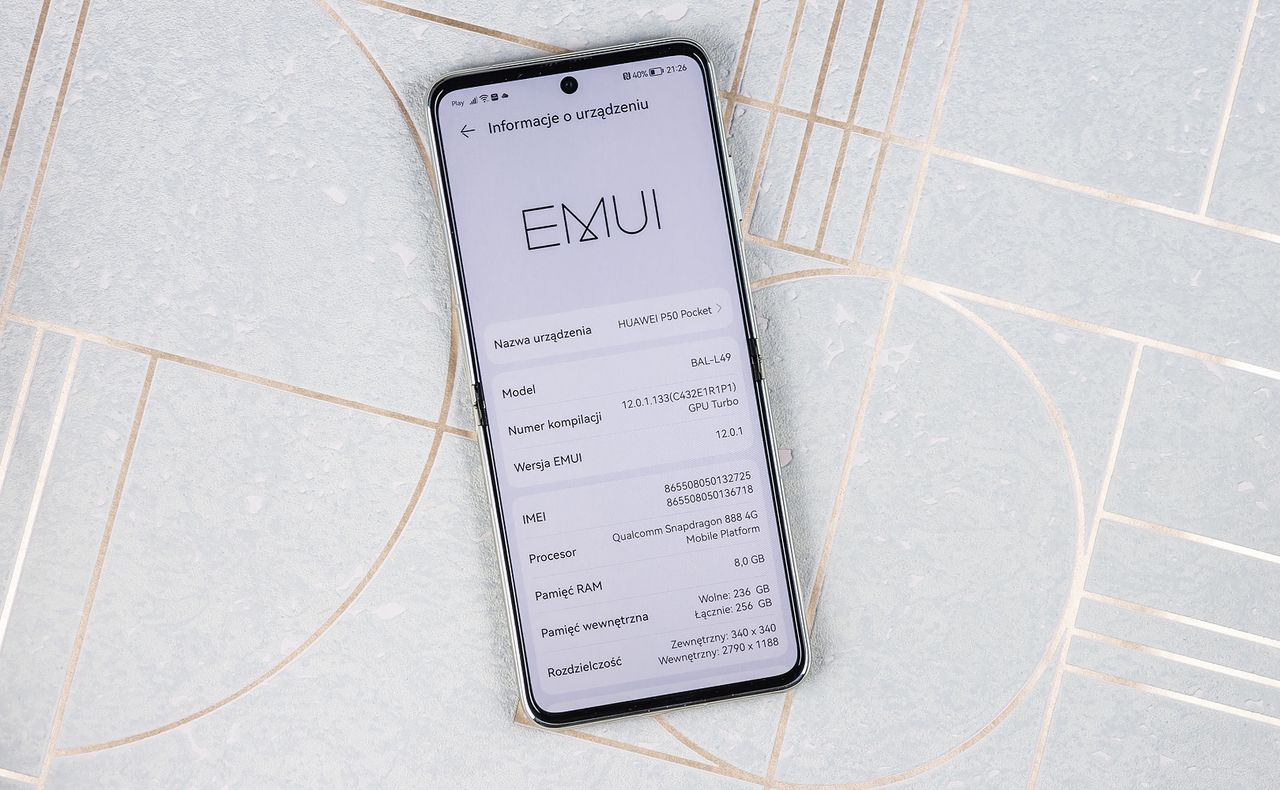 Huawei P50 Pocket