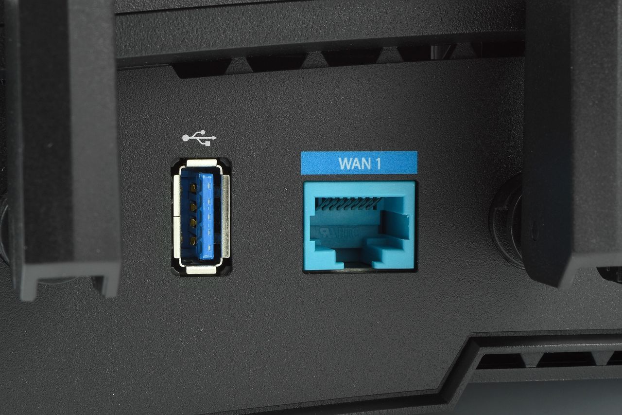 Synology RT6600ax - WAN i USB