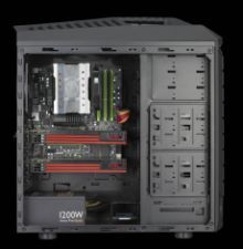 Cooler Master Storm Trooper - bok