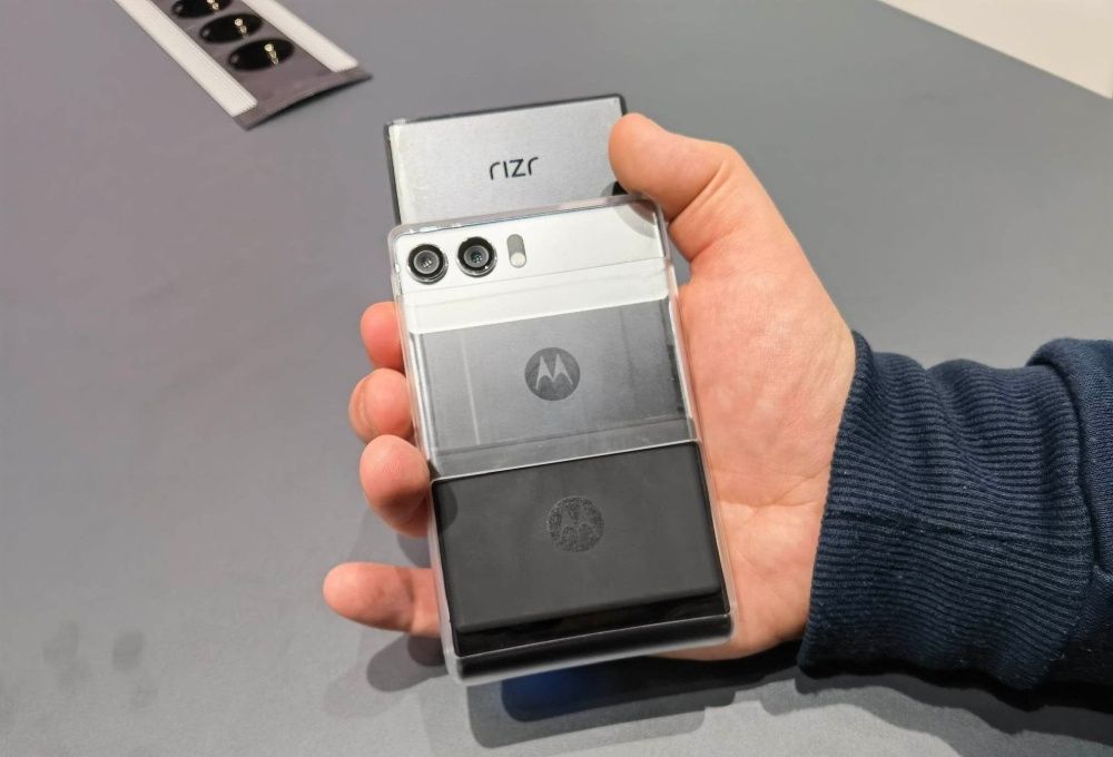 Motorola Rizr