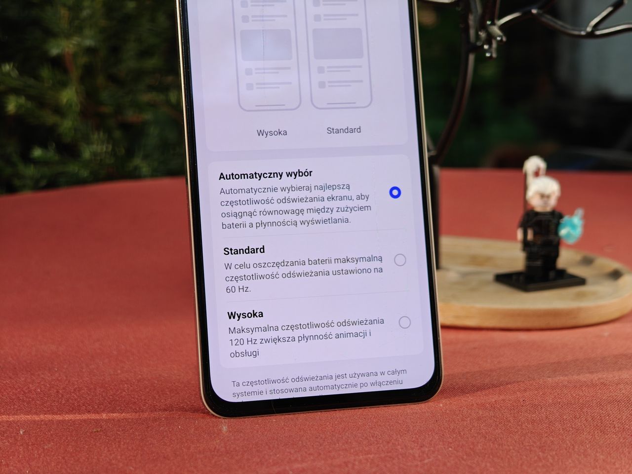 realme 12+ 5G ma ekran z odświeżaniem 120 Hz