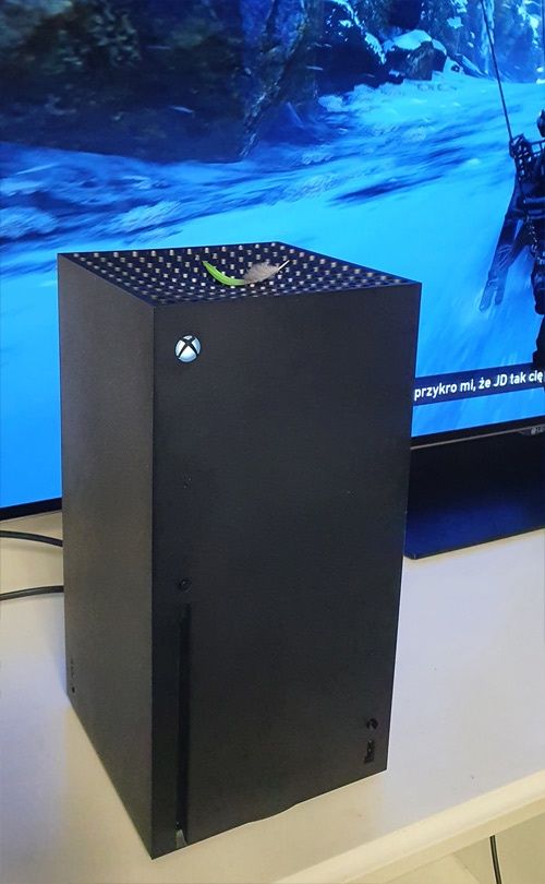 Xbox Series X - piórko się nie unosi