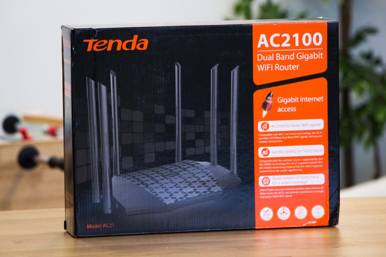 Tenda AC21 - opakowanie