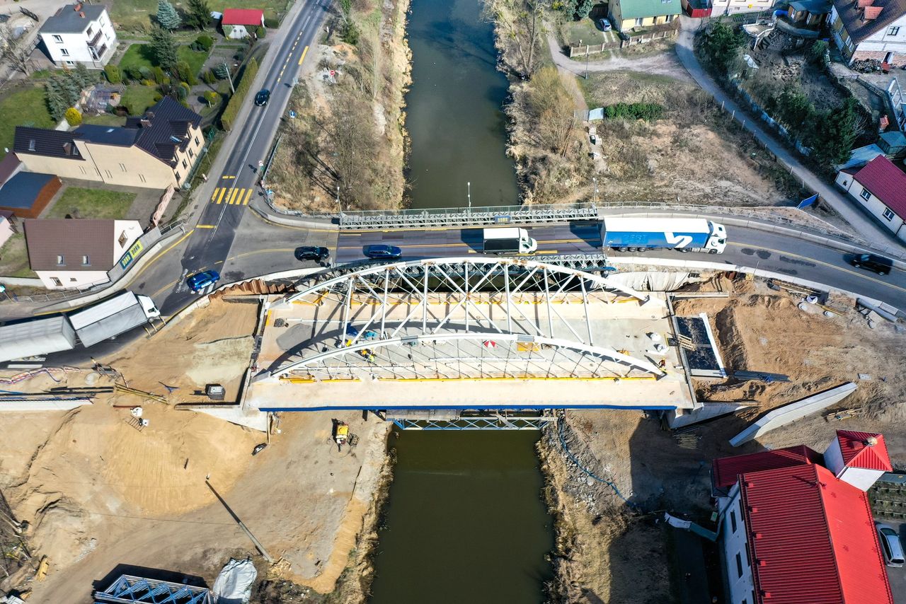 Budowa mostów w Ujściu, 2025