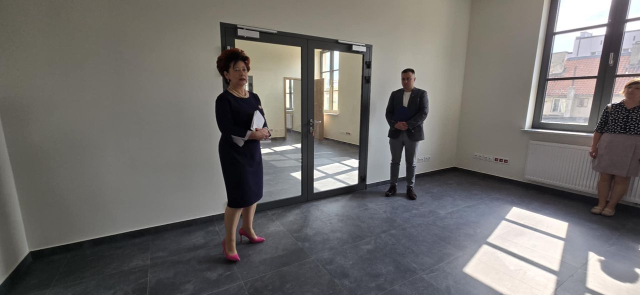 Prawe skrzydło Urzędu Stanu Cywilnego 