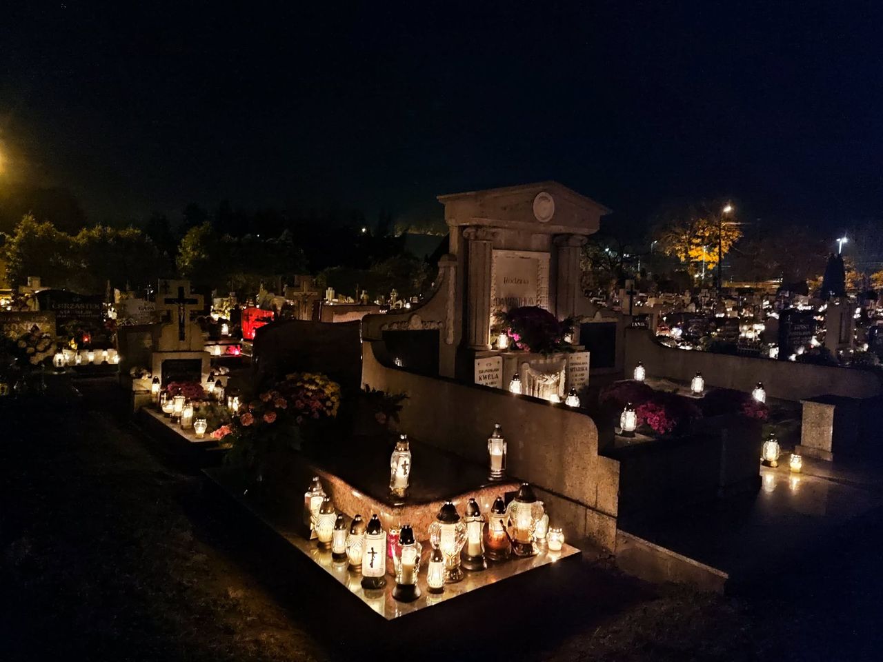 Cmentarz w Osieku nad Notecią, Wszystkich Świętych