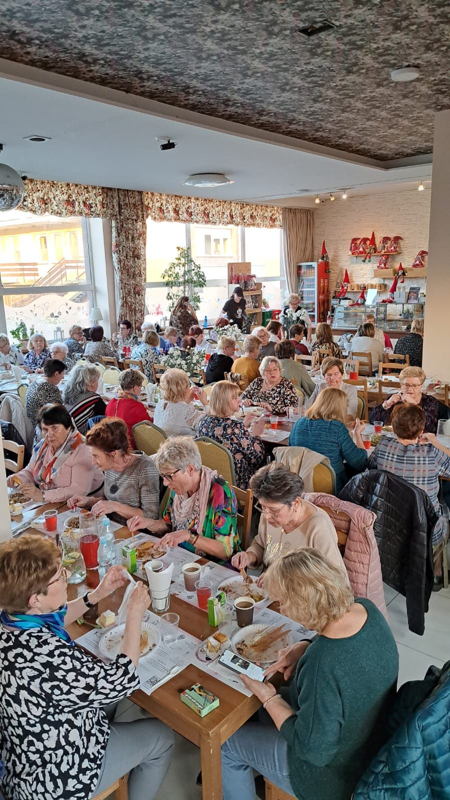 Dzień kobiet w Stowarzyszeniu Aktywny Senior 