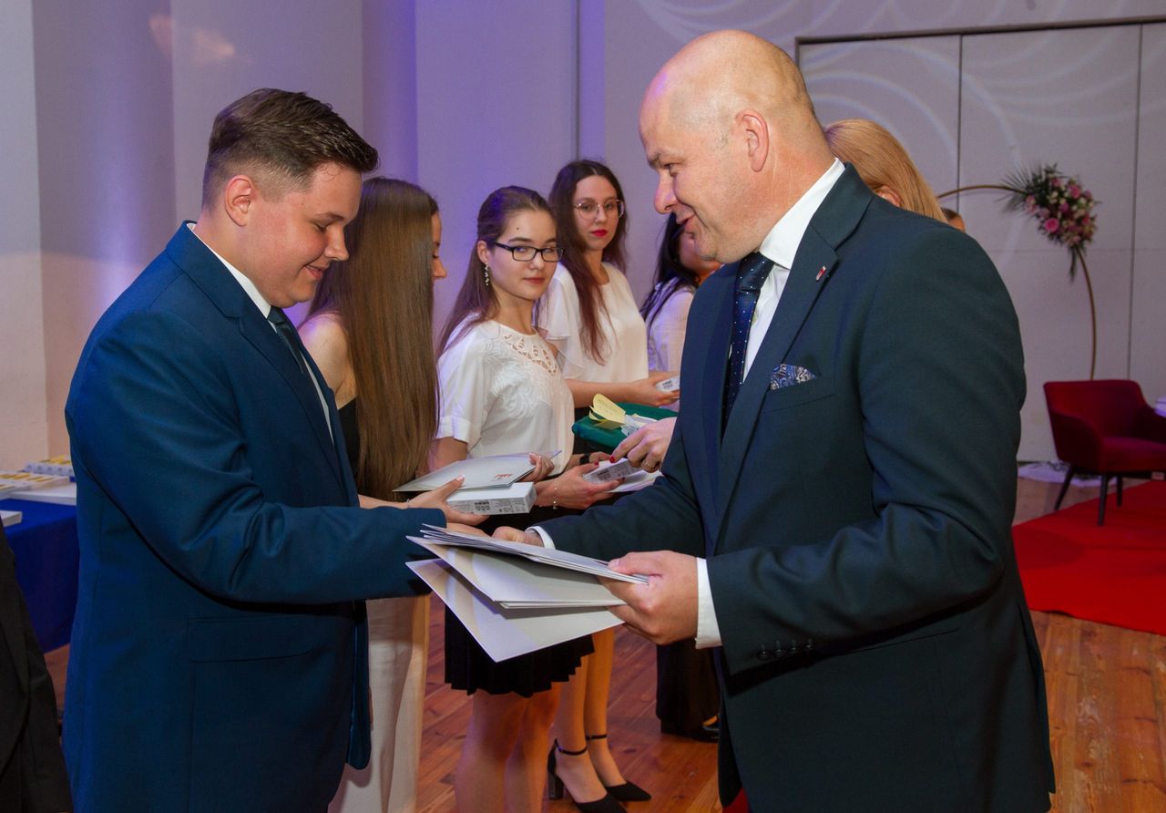 Wpisy do księgi chwały 