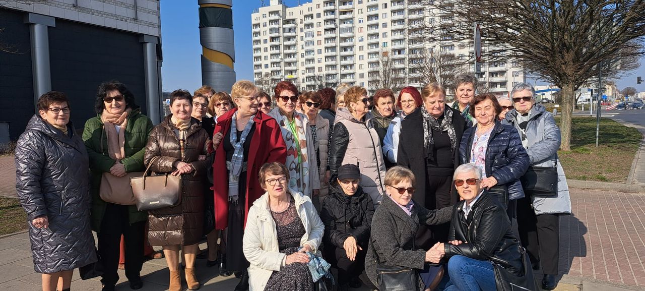 Dzień kobiet w Stowarzyszeniu Aktywny Senior 