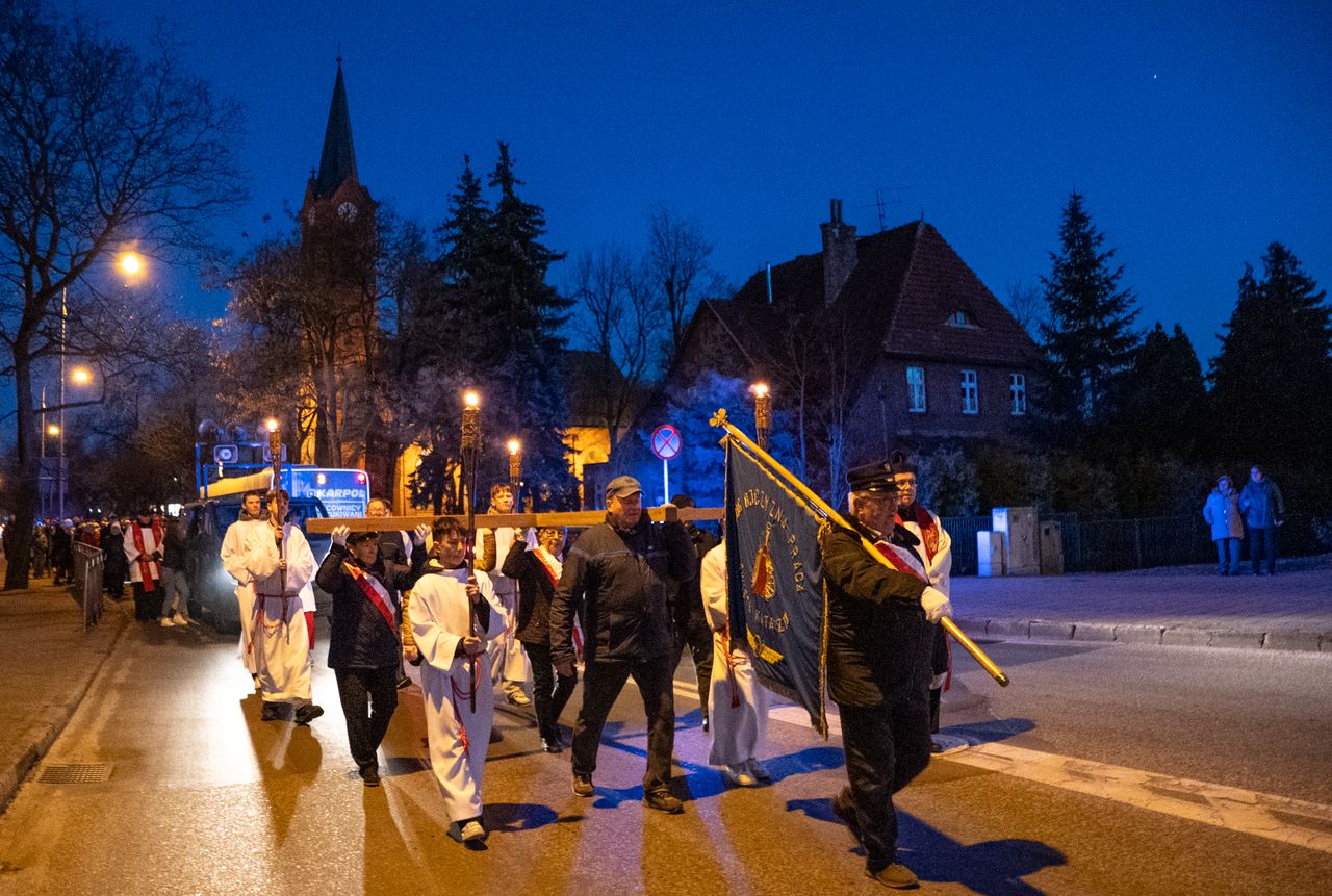 Pilska Droga Krzyżowa, Wielkanoc, Piła