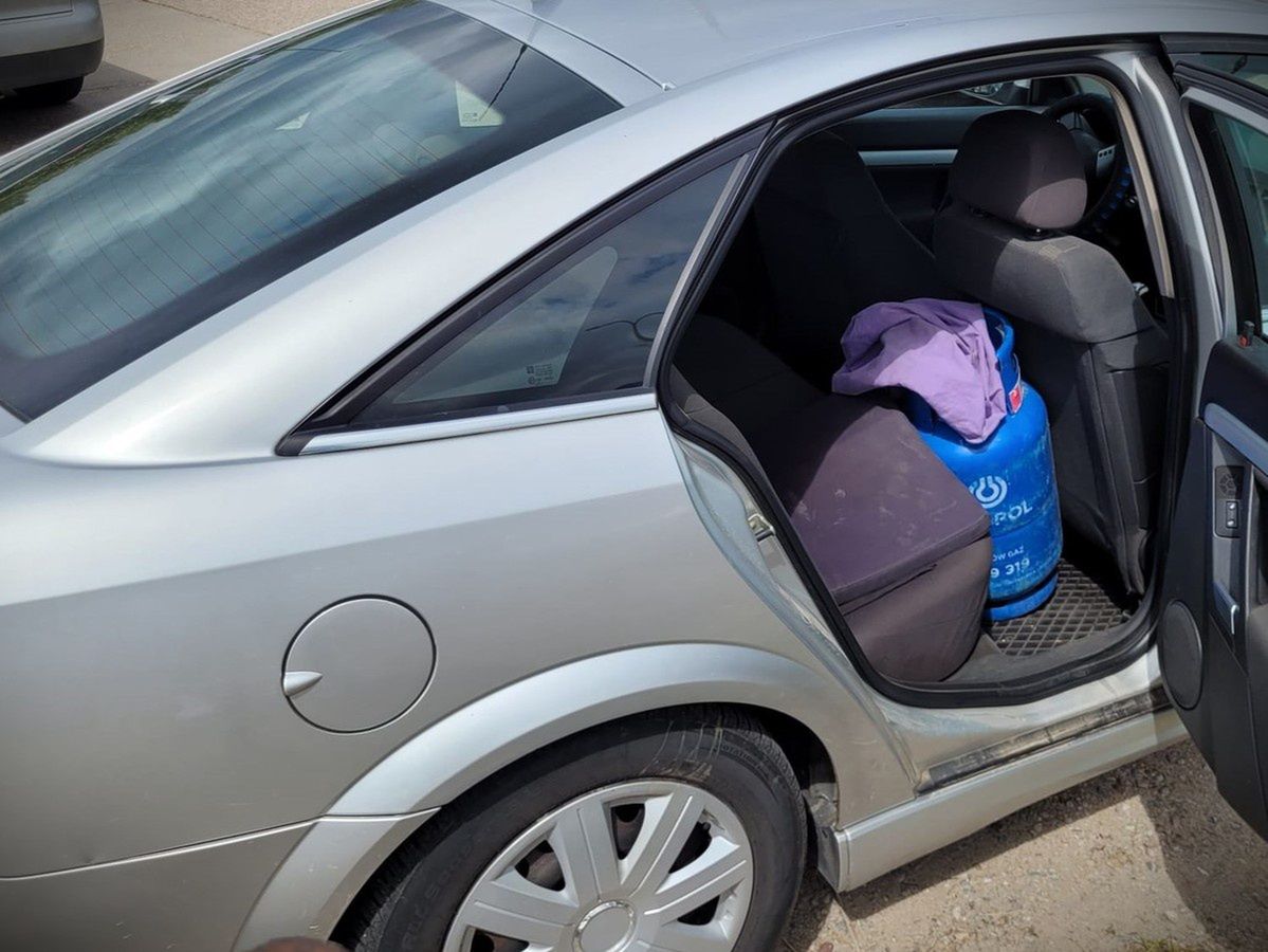 Ukradł trzy butle gazowe 